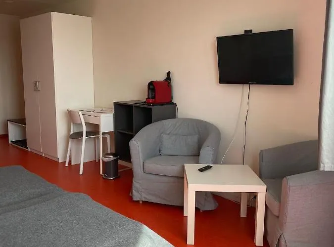 Sovea - Braunau Отель Браунау-ам-Инн